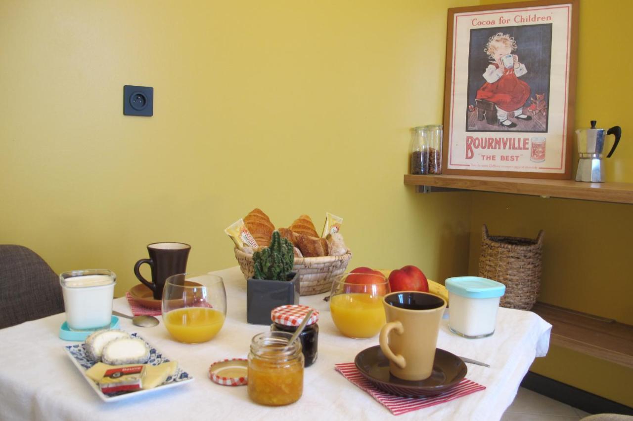 Le104Bis Bed & Breakfast Poitiers Bagian luar foto
