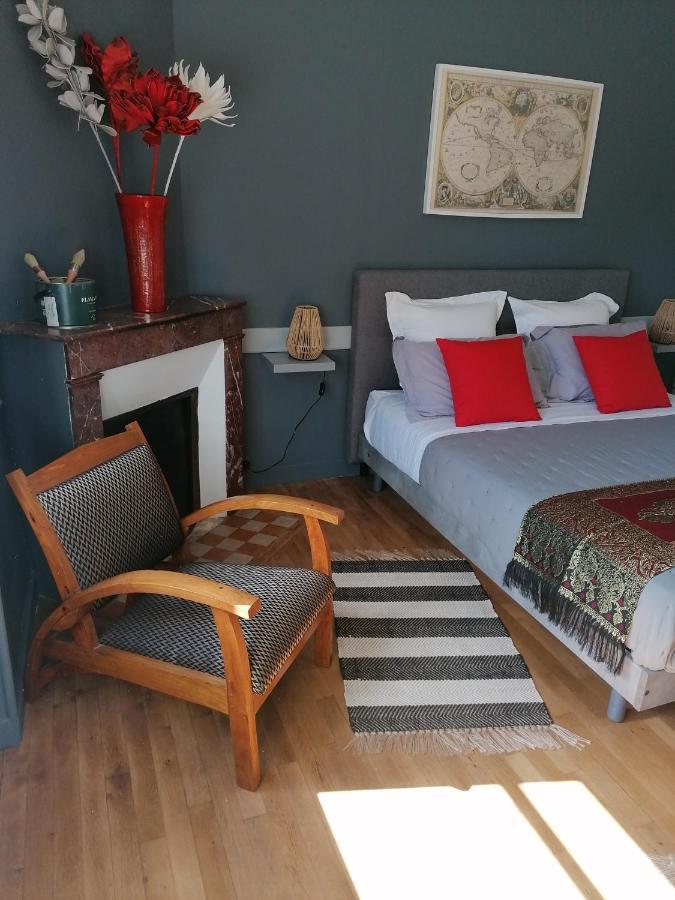 Le104Bis Bed & Breakfast Poitiers Bagian luar foto
