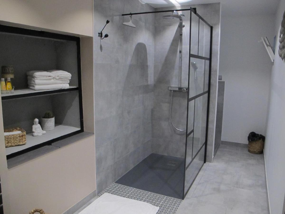 Le104Bis Bed & Breakfast Poitiers Bagian luar foto